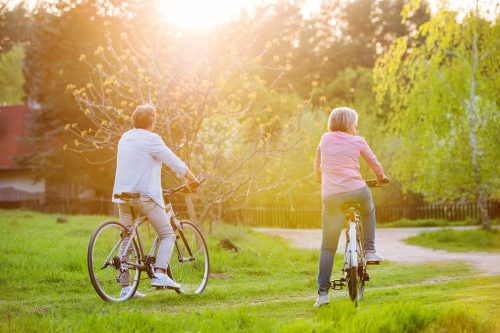 6 Ways Seniors Can Stay Active This Summer!